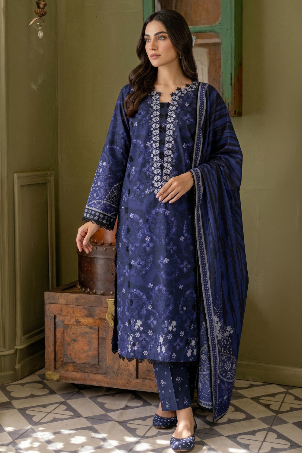 3 Piece - Embroidered  Lawn Suit - 1011 Main image