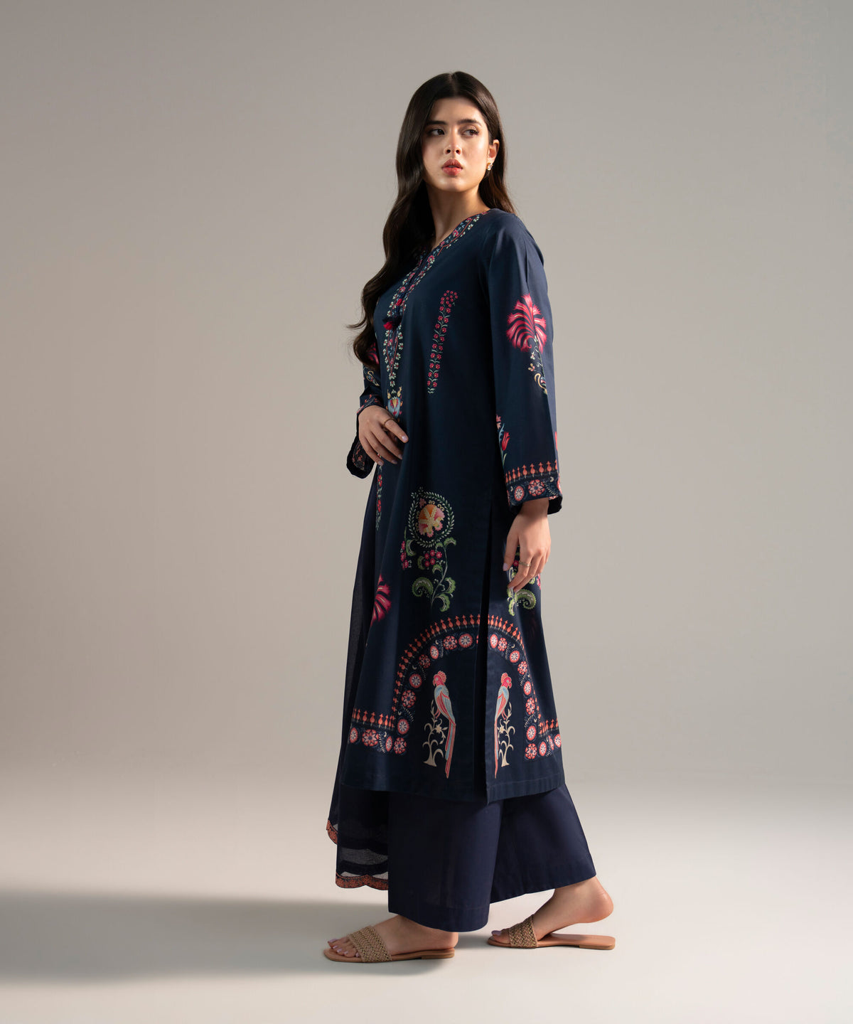3 Piece - Printed  Lawn Suit - 1003