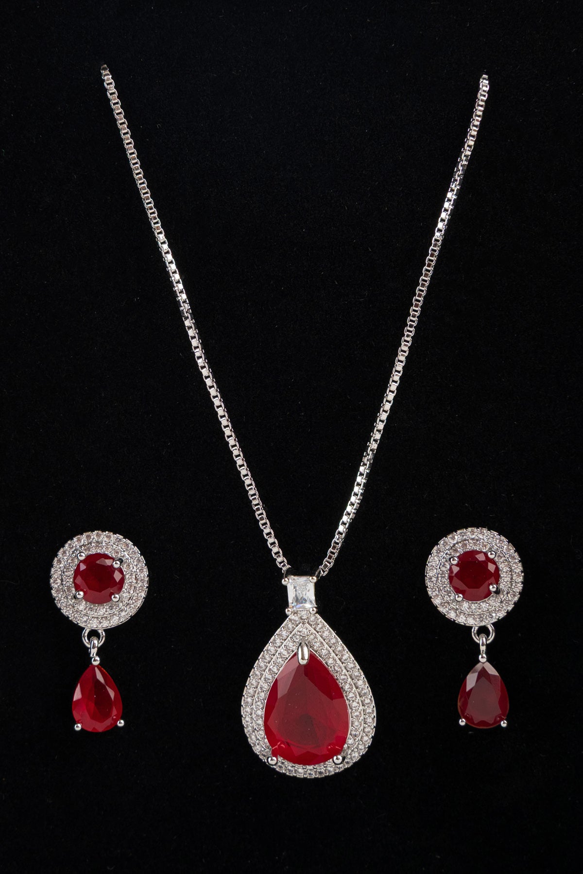 Locket Set - Red - 1044 Main image